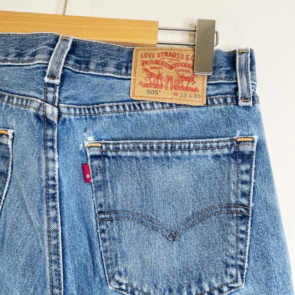 Vintage Levi's 505 Mid Rise Straight - Picture 8 of 8